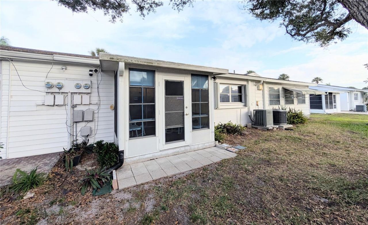 6031 Arlene Way, Bradenton, FL 34207 Photo