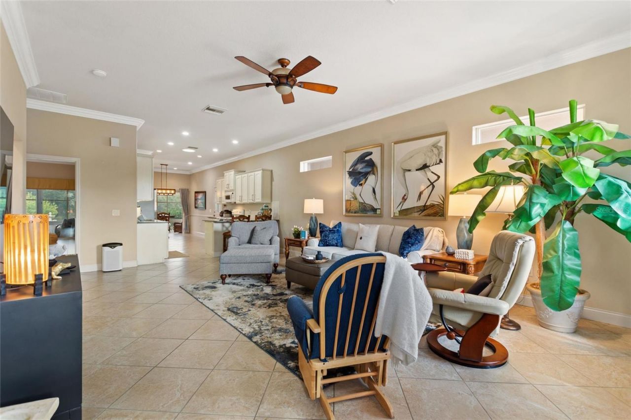 370 Meandering Way, Polk City, FL 33868 Photo