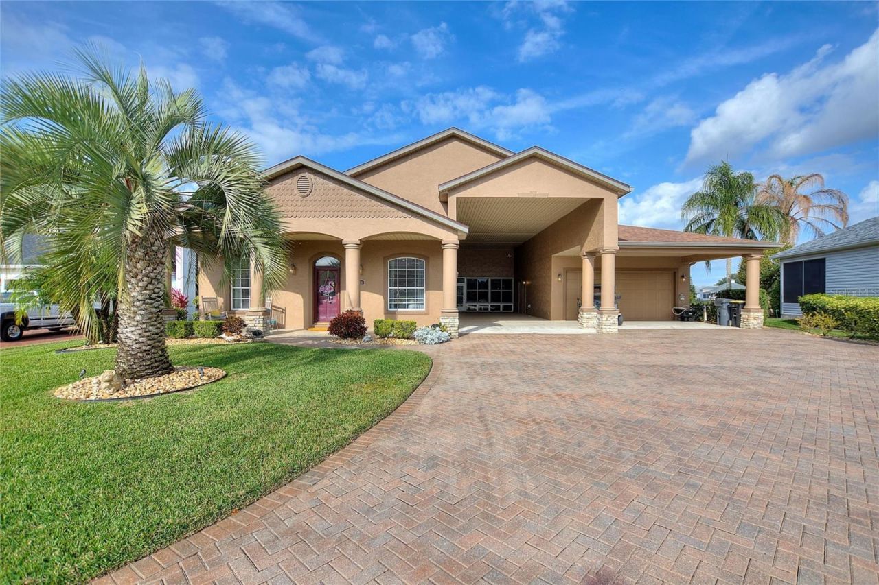 370 Meandering Way, Polk City, FL 33868 Photo