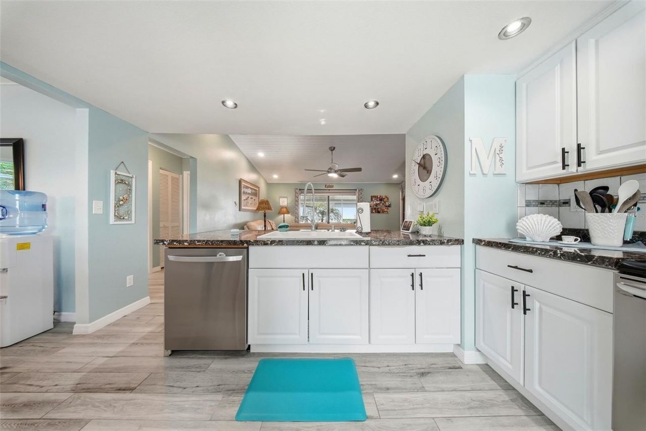 4131 102nd Place N, Clearwater, FL 33762 Photo