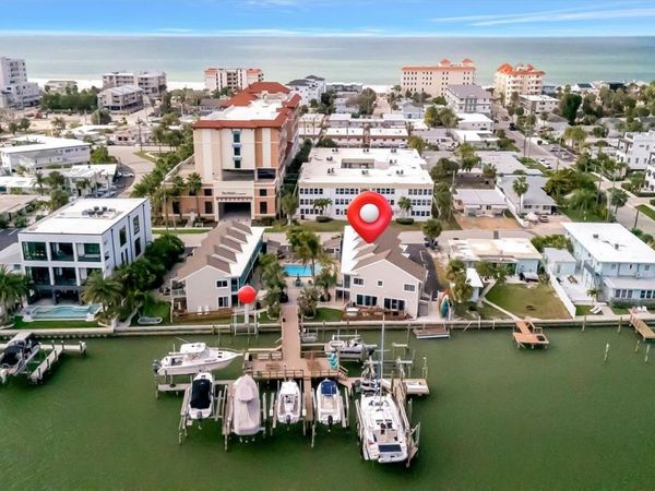 673 BAY ESPLANADE, Unit 204, CLEARWATER BEACH, FL 33767