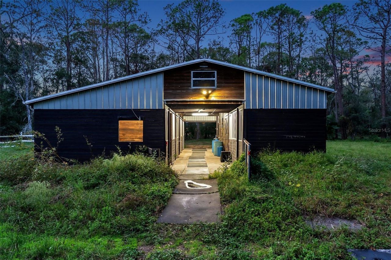 655 Appaloosa Road, Tarpon Springs, FL 34688 Photo