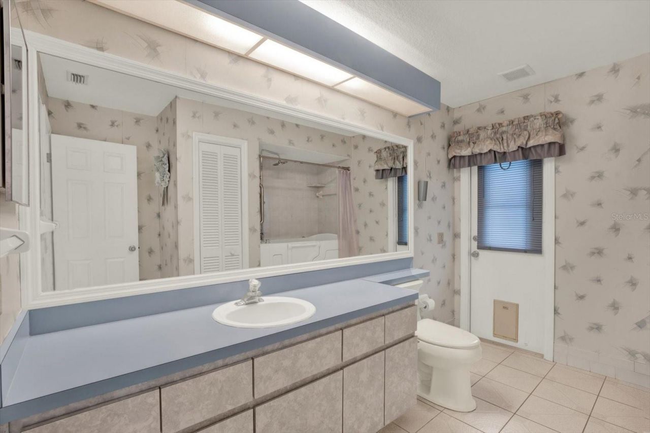 6118 Nardello Avenue, Spring Hill, FL 34608 Photo