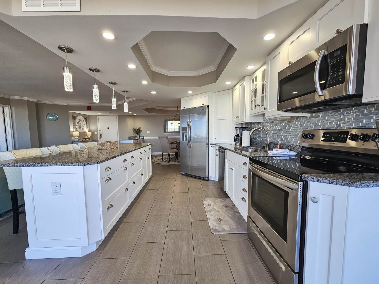 9650 Shore Dr. Photo 11