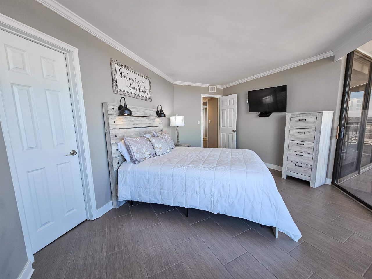 9650 Shore Dr. Photo 20