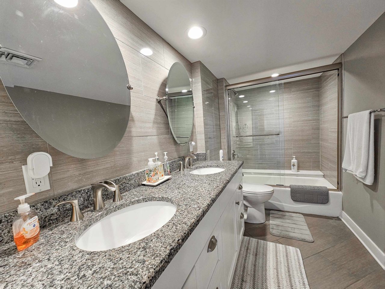 9650 Shore Dr. Photo 30