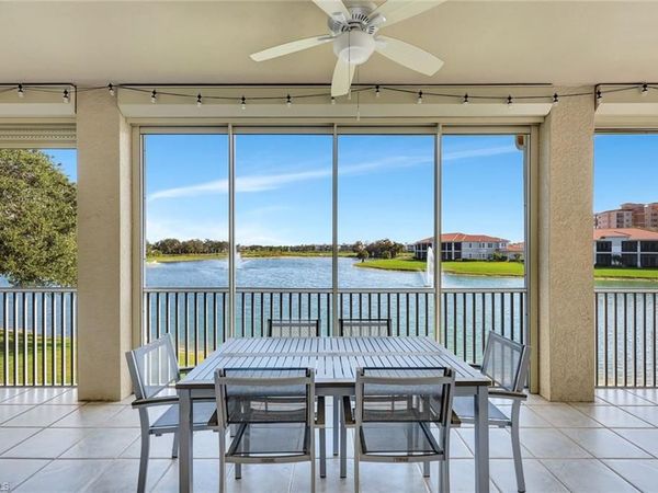 689 Vintage Reserve CIR, Unit 15D, NAPLES, FL 34119