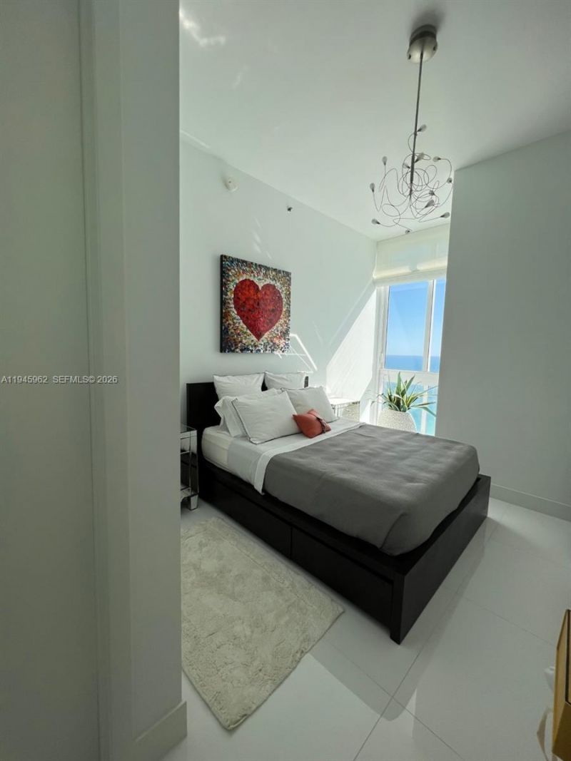 15811 Collins Ave , Unit 4101, Sunny Isles Beach, FL 33160 Photo