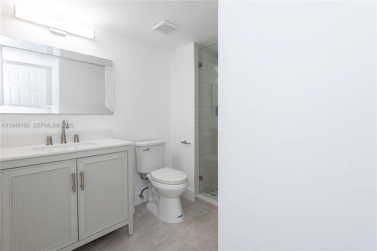 16461 Blatt Blvd, Unit 104, Weston, FL 33326 Photo