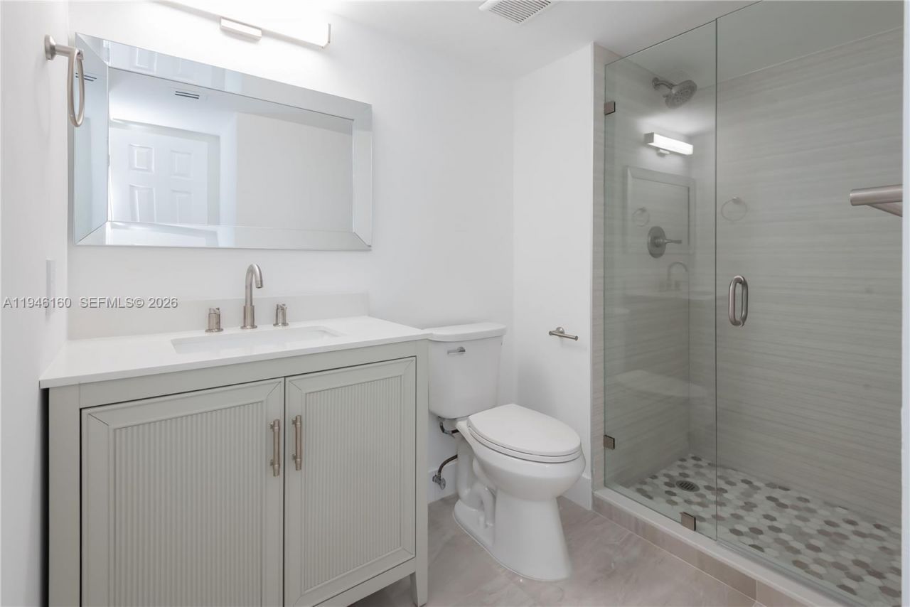 16461 Blatt Blvd, Unit 104, Weston, FL 33326 Photo