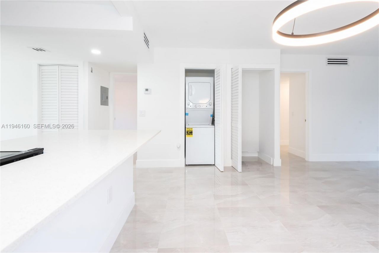 16461 Blatt Blvd, Unit 104, Weston, FL 33326 Photo