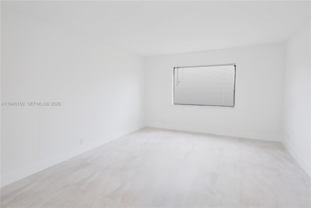 16461 Blatt Blvd, Unit 104, Weston, FL 33326 Photo