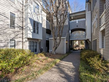 730 Washington Street, Unit 205, Raleigh, NC 27605