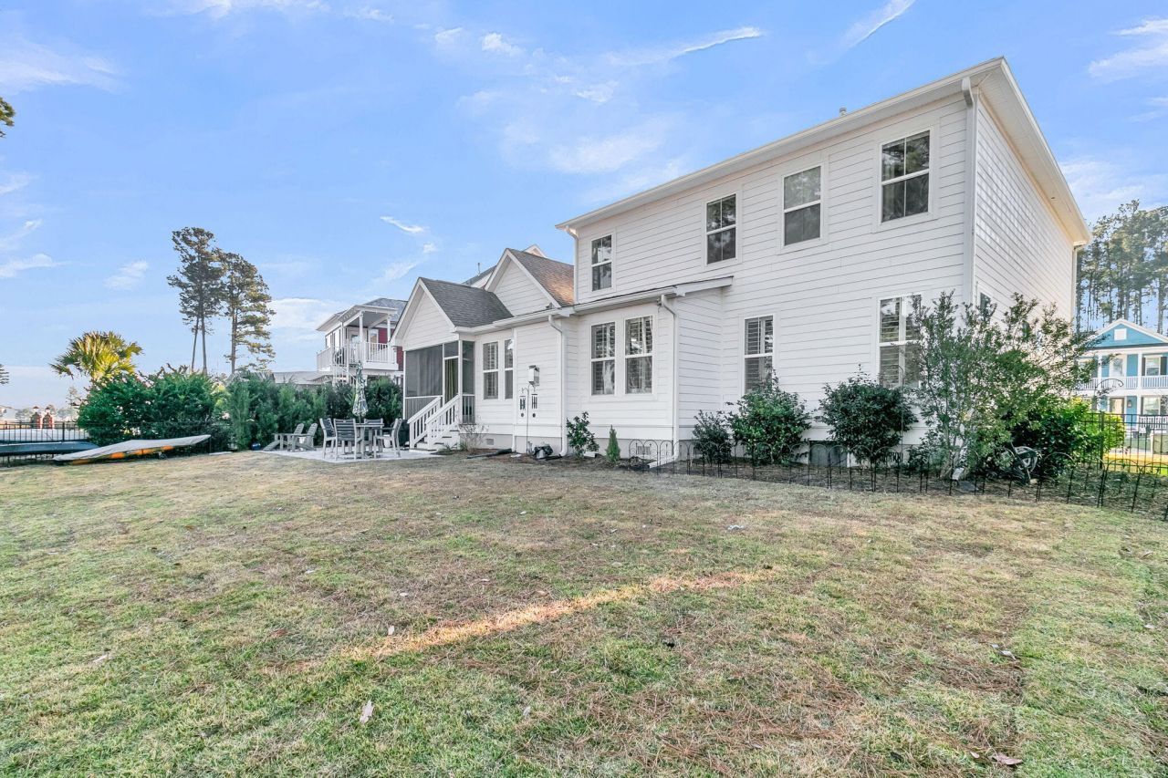 274 Calm Water Way Photo 47