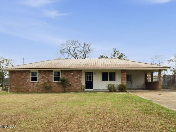816 Hart Road, McComb, MS 39648