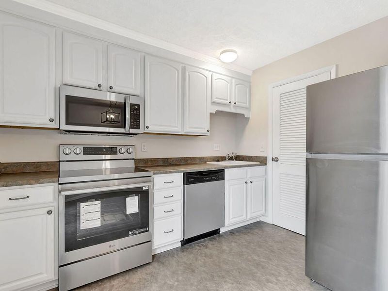 6715 Curtis Way, Florence, KY 41042 Photo 14