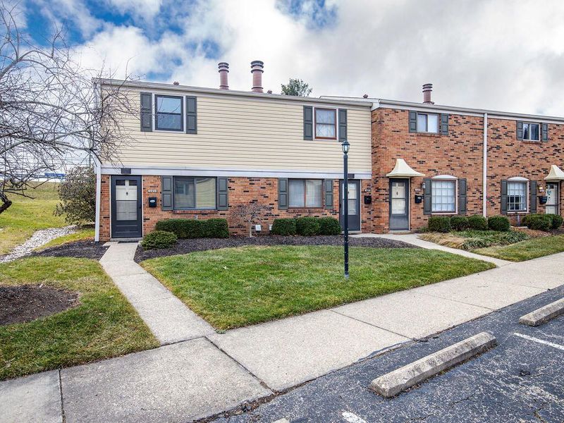 6715 Curtis Way, Florence, KY 41042 Photo 2