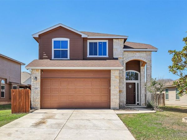 221 Brazoria TRL, San Marcos, TX 78666