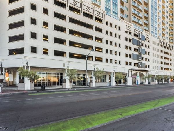 150 Las Vegas Boulevard, Unit 1114, Las Vegas, NV 89101