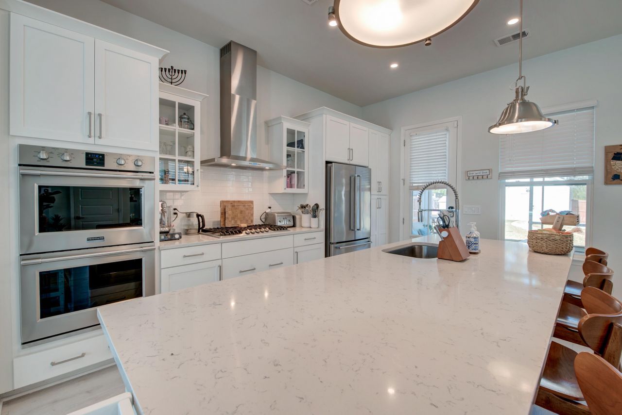 190 Barons Drive Photo 10