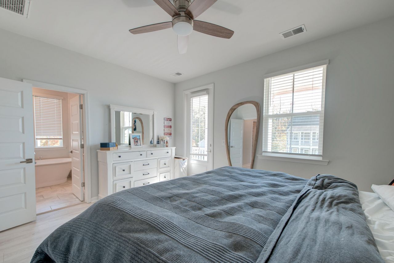 190 Barons Drive Photo 29