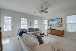 190 Barons Drive photo 4