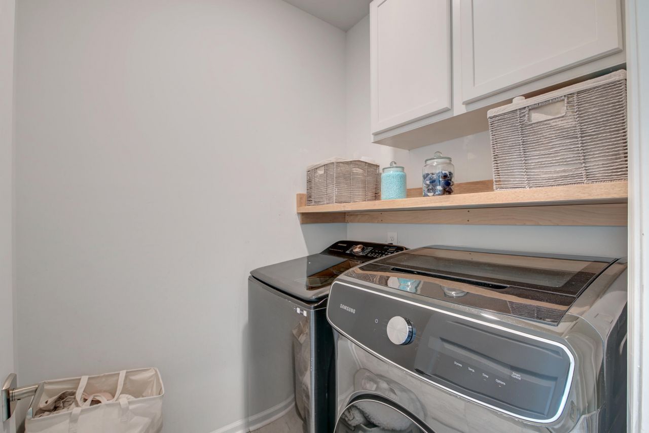 190 Barons Drive Photo 51