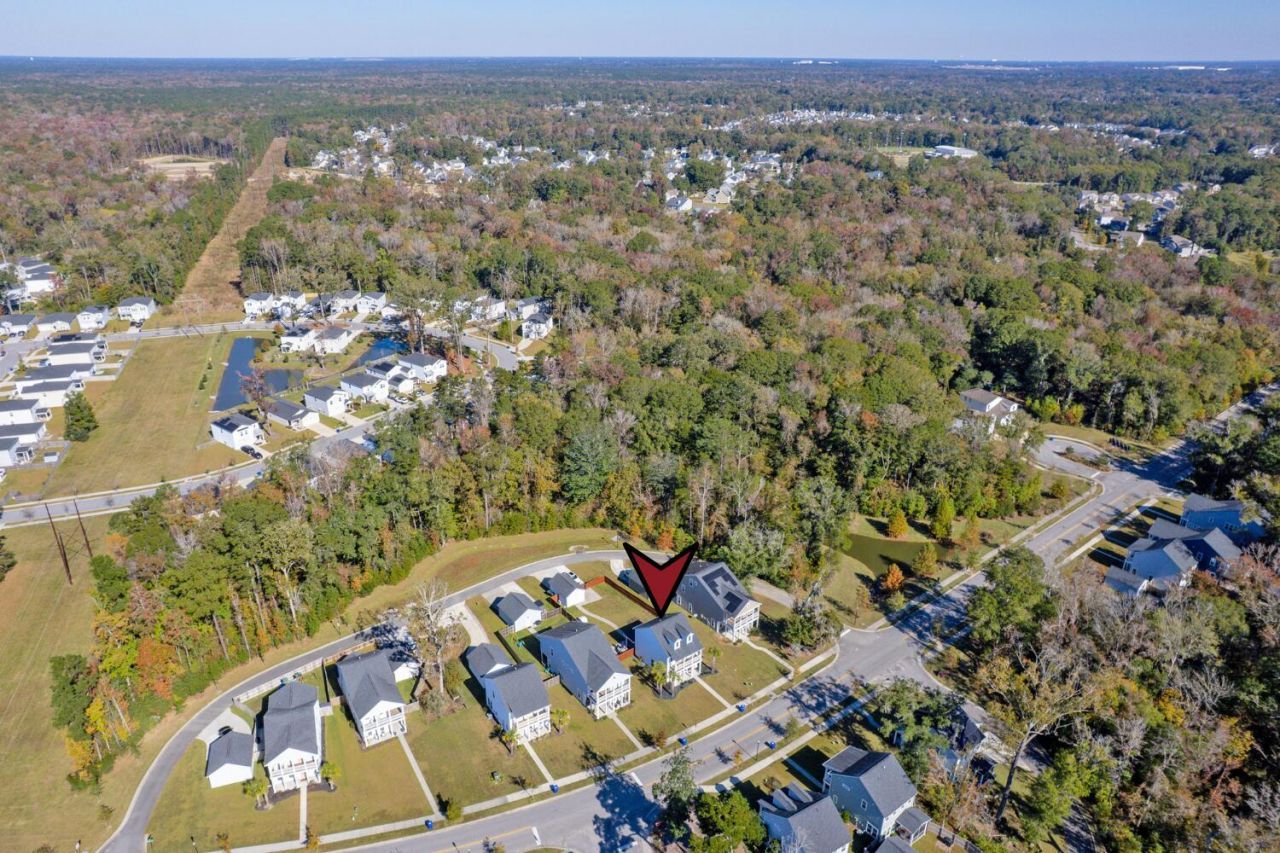 190 Barons Drive Photo 53