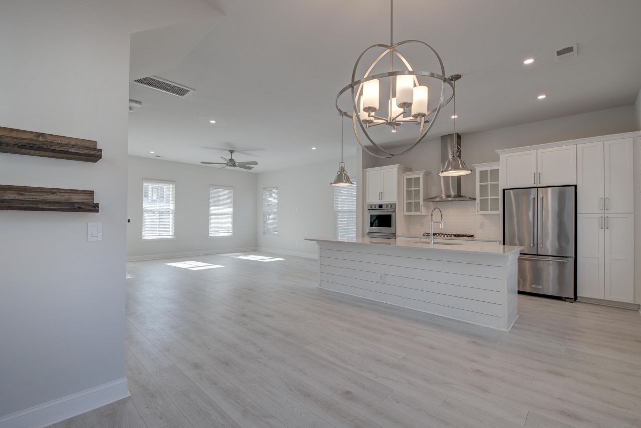 190 Barons Drive Photo 70