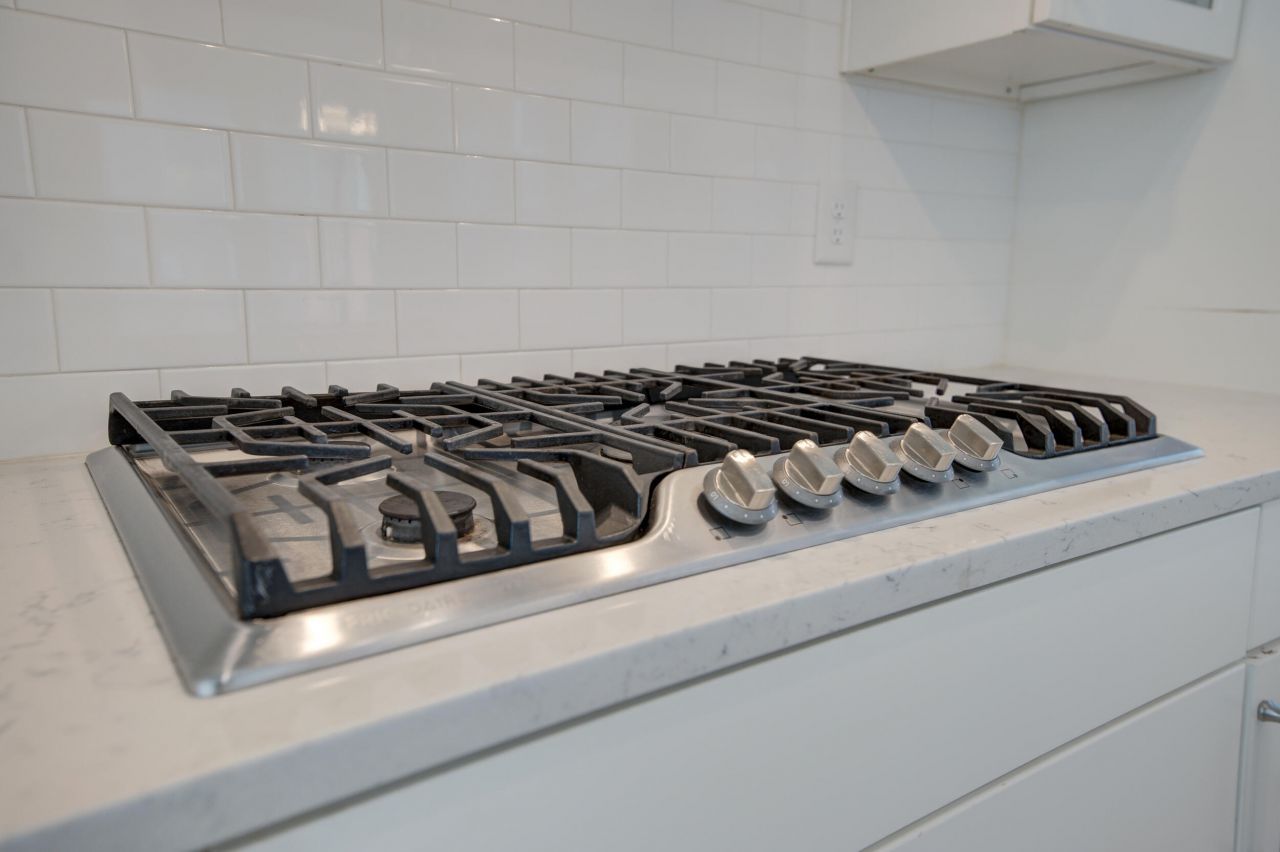 190 Barons Drive Photo 75