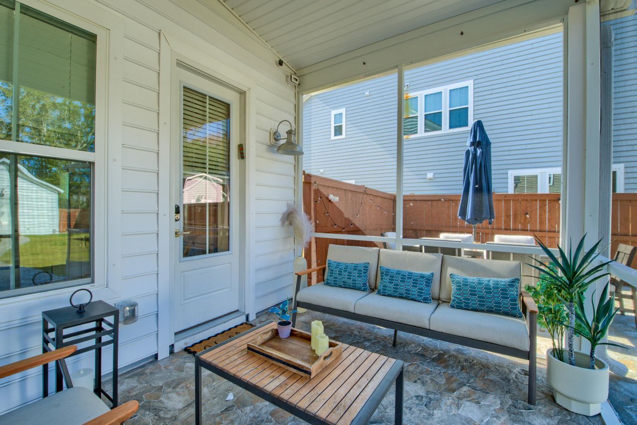 190 Barons Drive Photo 82