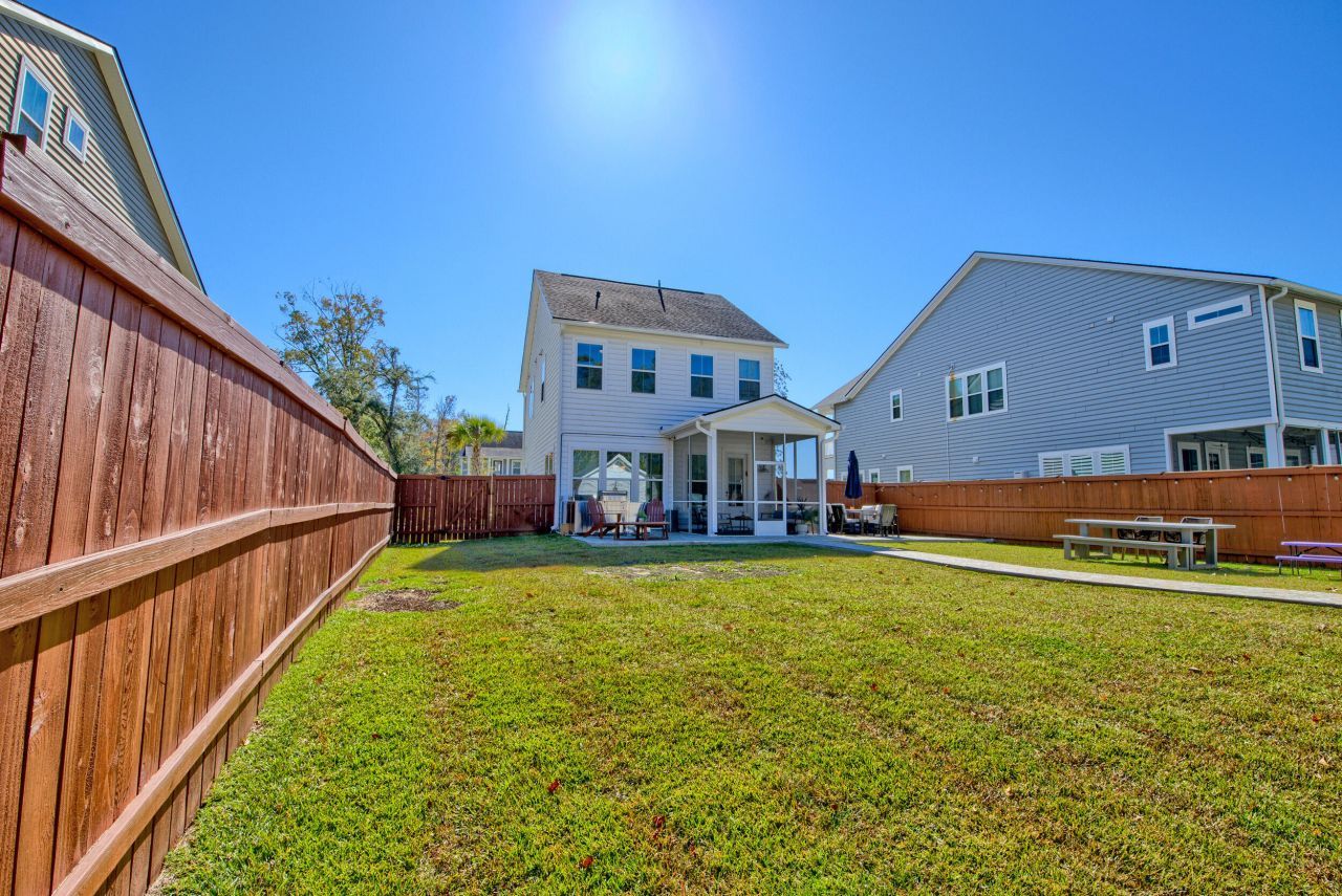 190 Barons Drive Photo 89