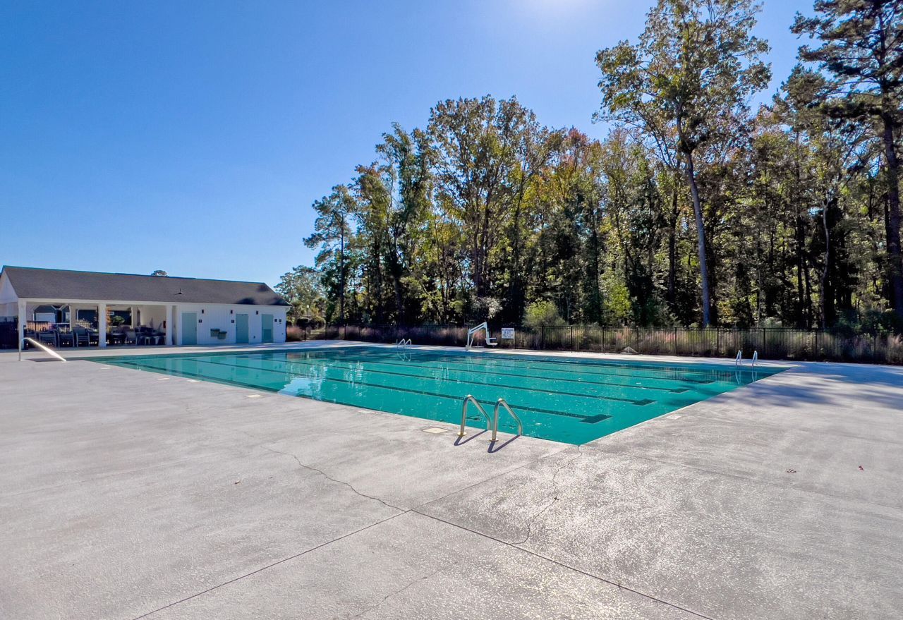 190 Barons Drive Photo 98