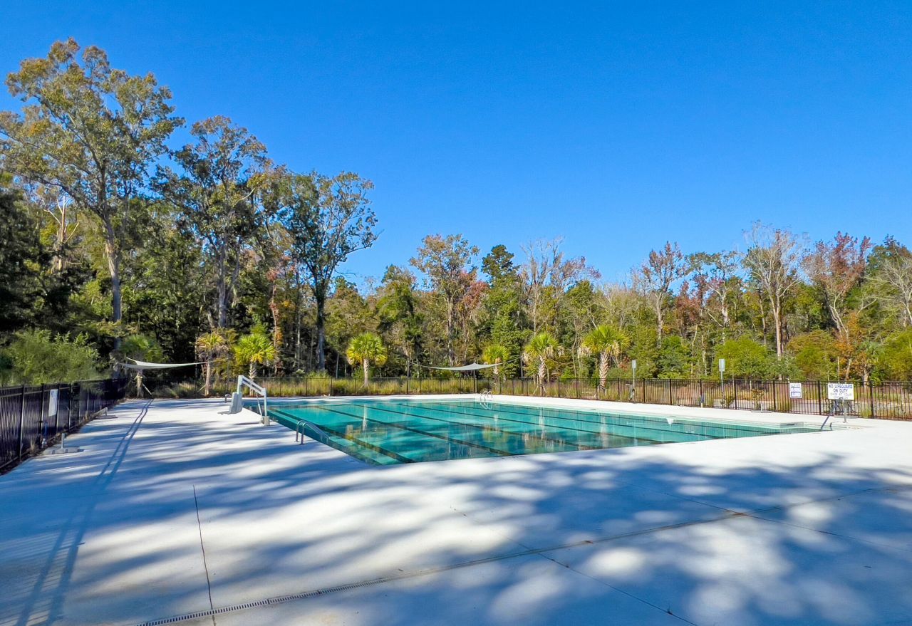 190 Barons Drive Photo 99