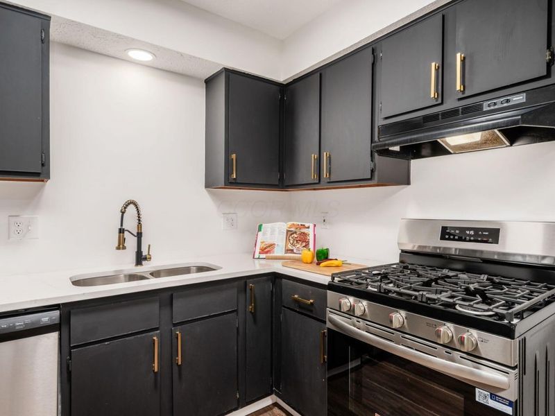 2470 Carolina Avenue, Unit 66, Columbus, OH 43229 Photo 15