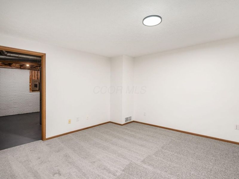 2470 Carolina Avenue, Unit 66, Columbus, OH 43229 Photo 25