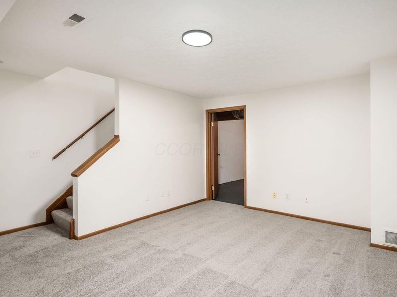 2470 Carolina Avenue, Unit 66, Columbus, OH 43229 Photo 27