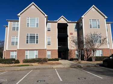 2501 Huntscroft Lane, Unit 303, Raleigh, NC 27617