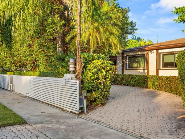 8115 SW 92nd Ct , Miami, FL 33173