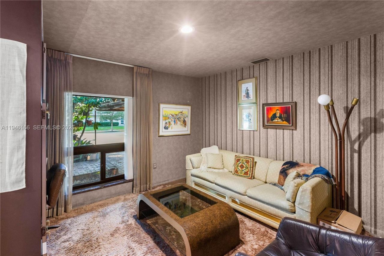 8115 SW 92nd Ct , Miami, FL 33173 Photo