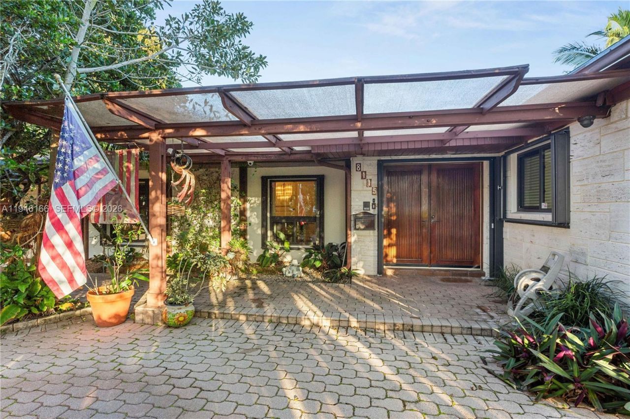 8115 SW 92nd Ct , Miami, FL 33173 Photo