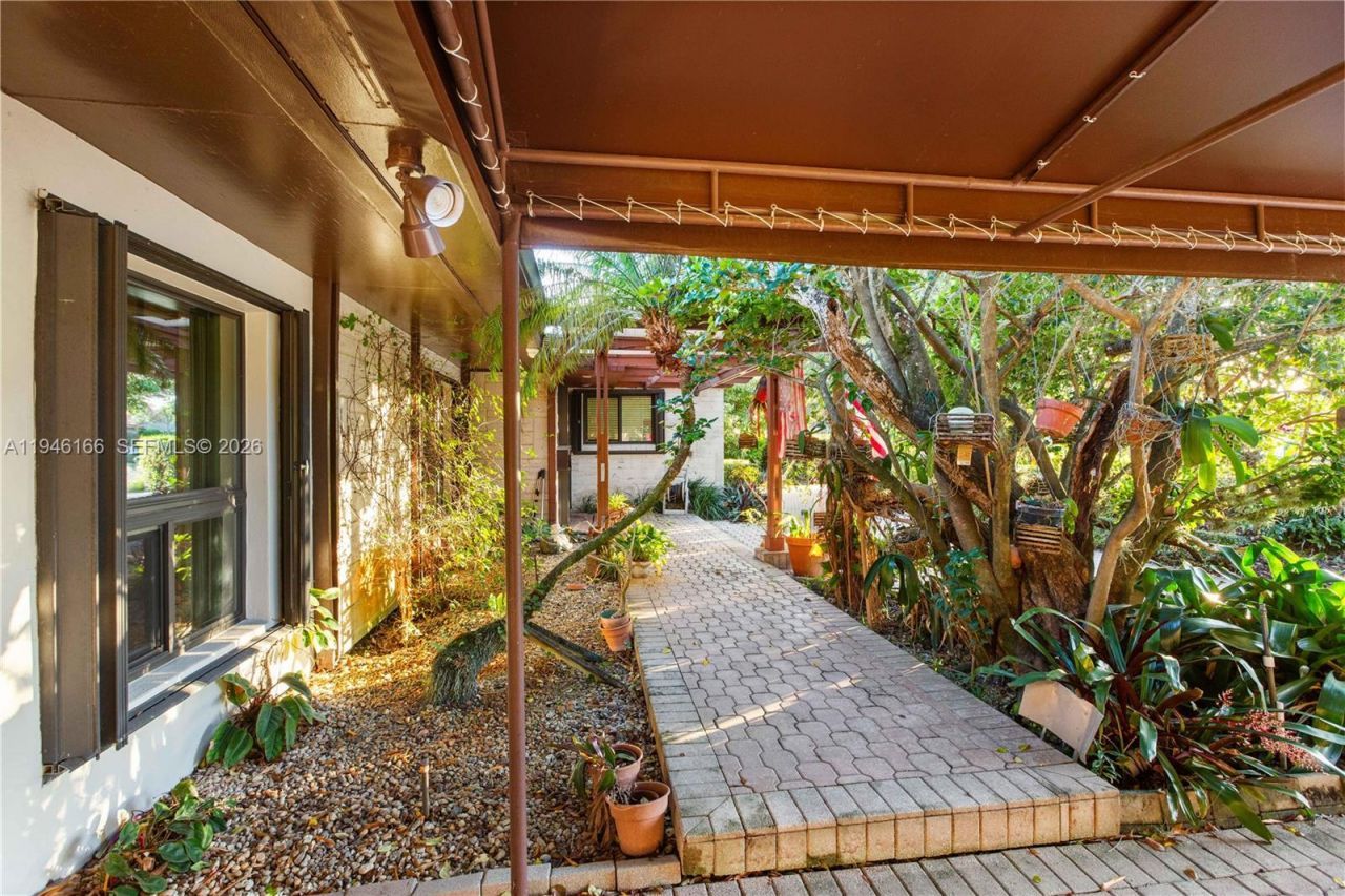 8115 SW 92nd Ct , Miami, FL 33173 Photo