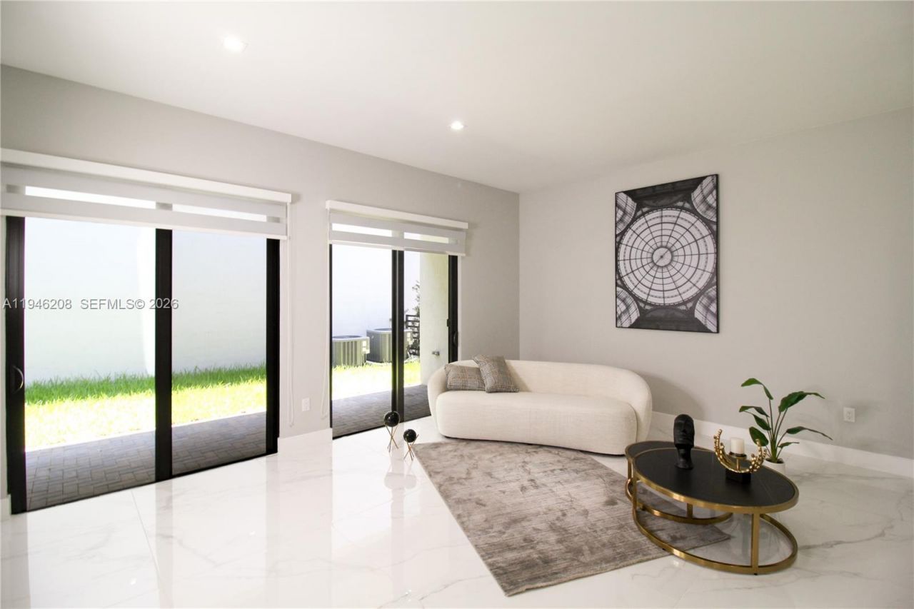 4349 NW 81st Ave, Unit 4349, Doral, FL 33166 Photo