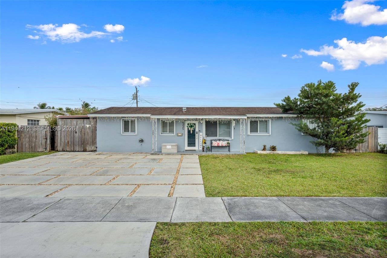 4335 SW 98th Ct, Miami, FL 33165 Photo