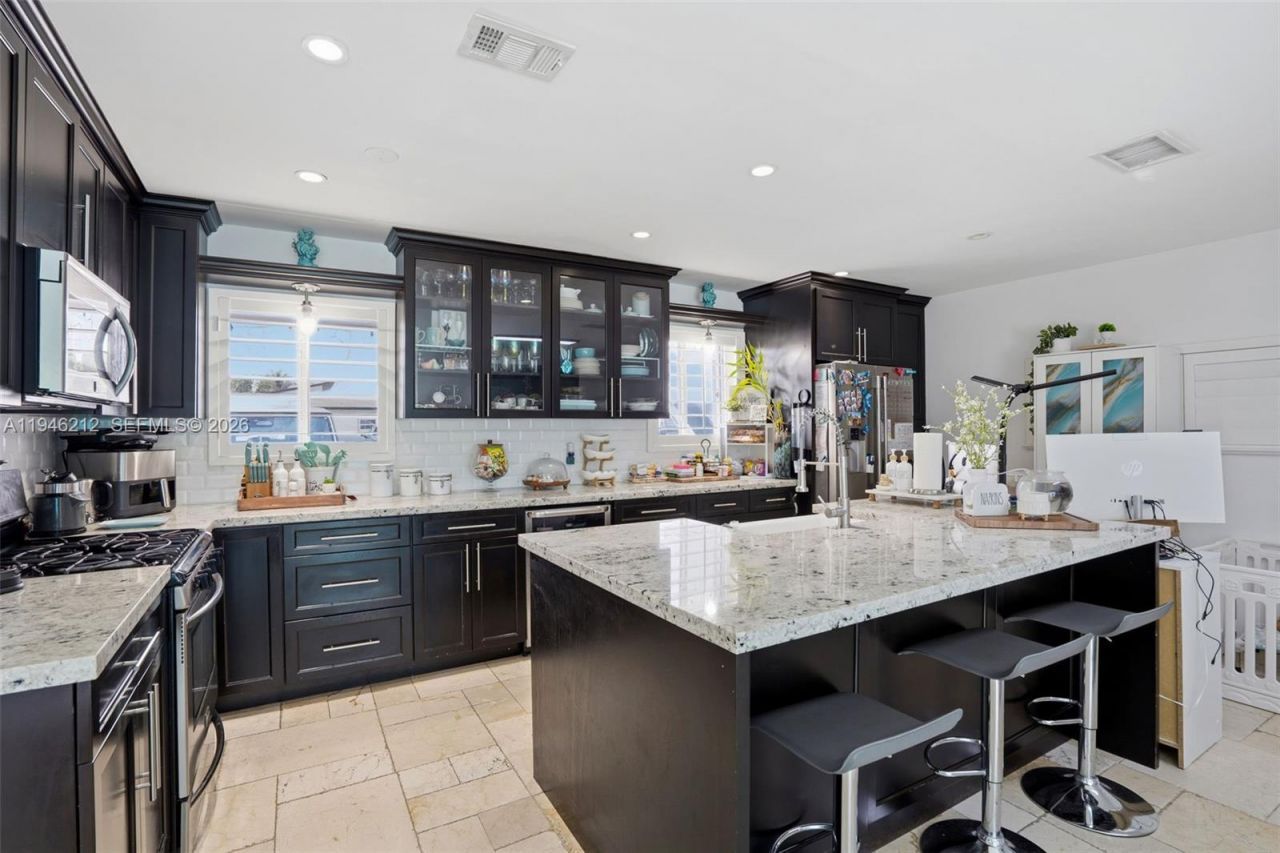 4335 SW 98th Ct, Miami, FL 33165 Photo