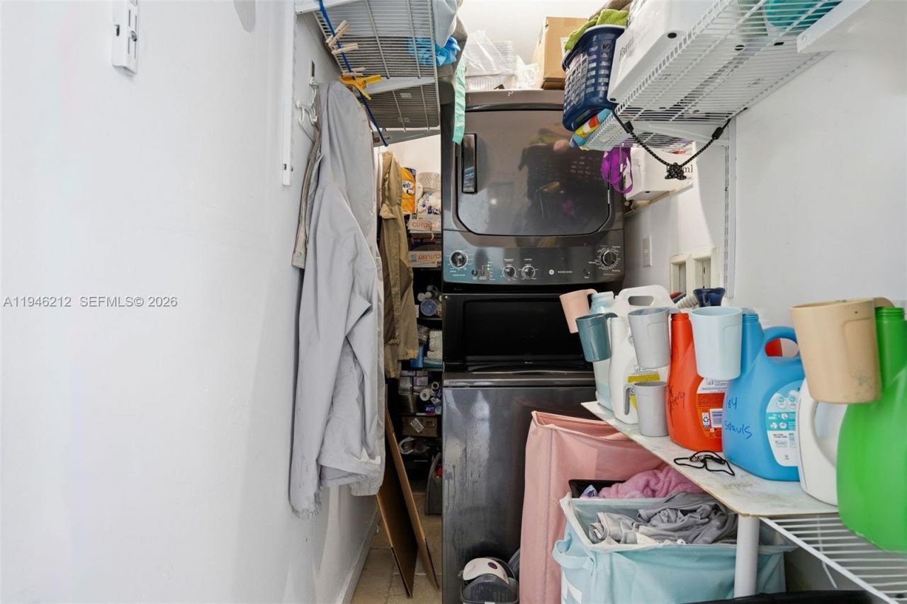 4335 SW 98th Ct, Miami, FL 33165 Photo