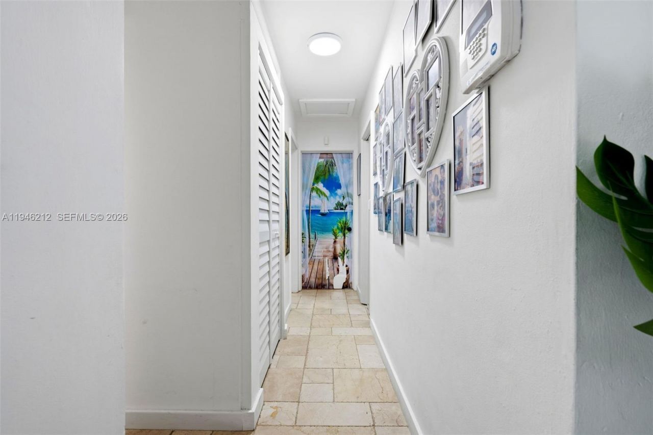 4335 SW 98th Ct, Miami, FL 33165 Photo