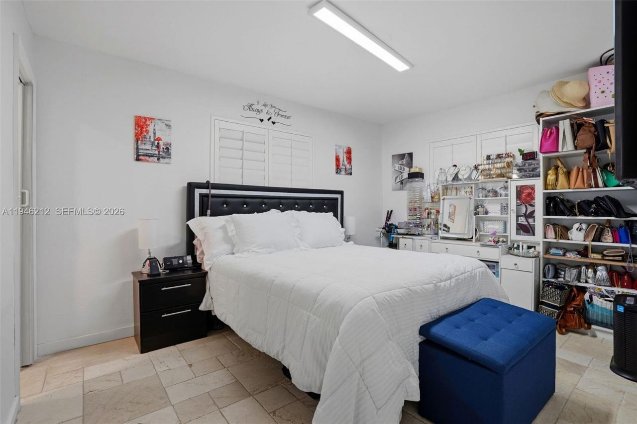 4335 SW 98th Ct, Miami, FL 33165 Photo