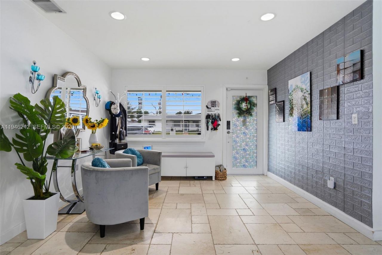 4335 SW 98th Ct, Miami, FL 33165 Photo