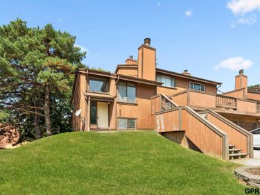 7168 N 78 Court, Omaha, NE 68122